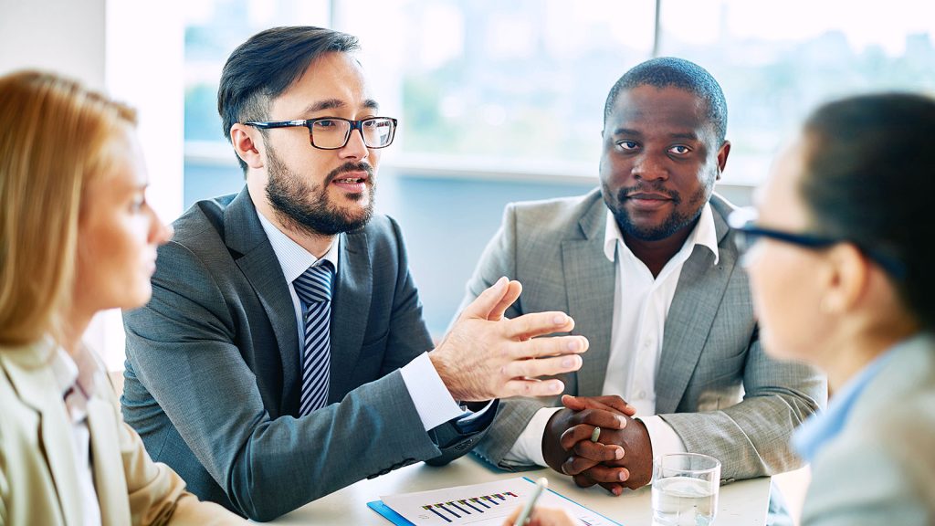 Finance Phantom: Maximizing Returns, Minimizing Risks