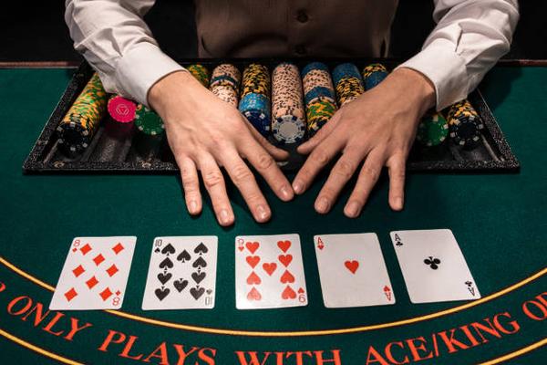 Find Roulette and Baccarat Games on เว็บคาสิโน for Casino Fans